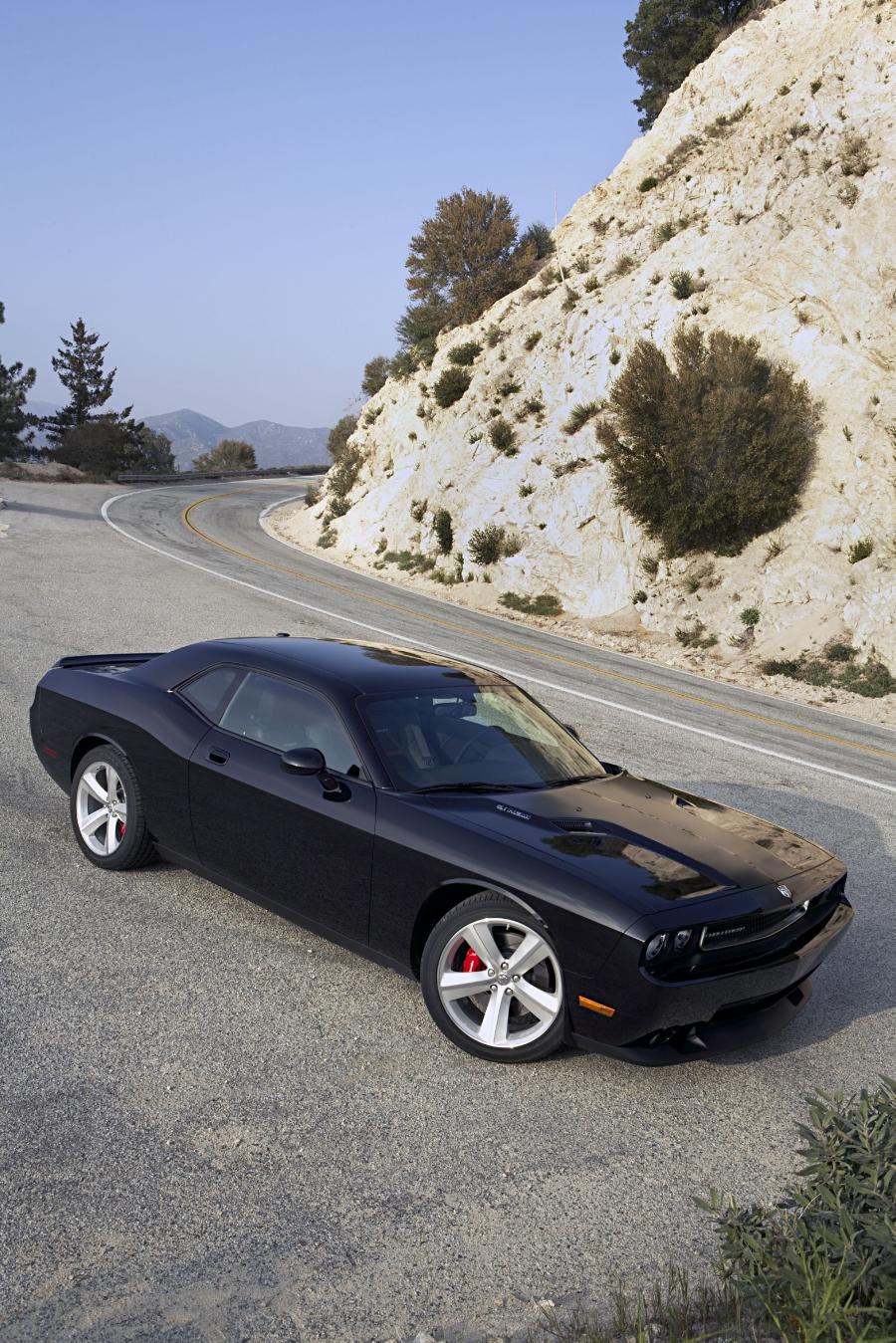  Dodge Challenger SRT8 2008 года  (фото 160 из 356)
